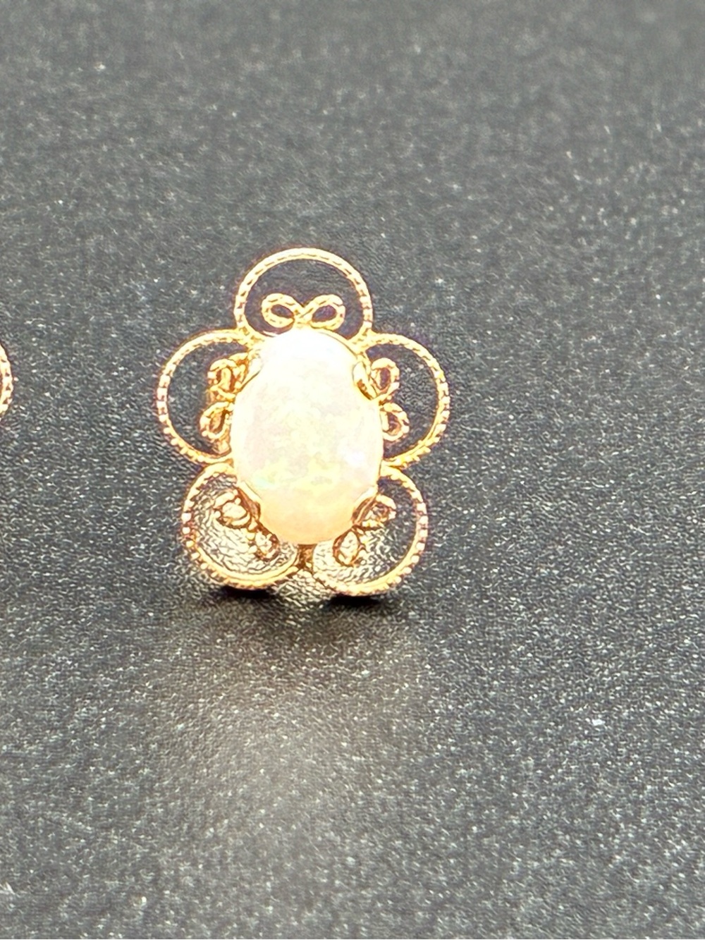 Opal & 14k Yellow Gold Floral Filigree Vintage Stud Earrings